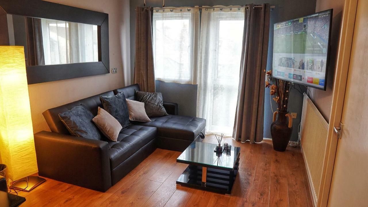 North London Apartment - エドモントン エクステリア 写真