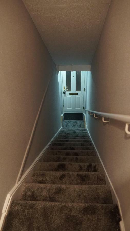 North London Apartment - エドモントン エクステリア 写真