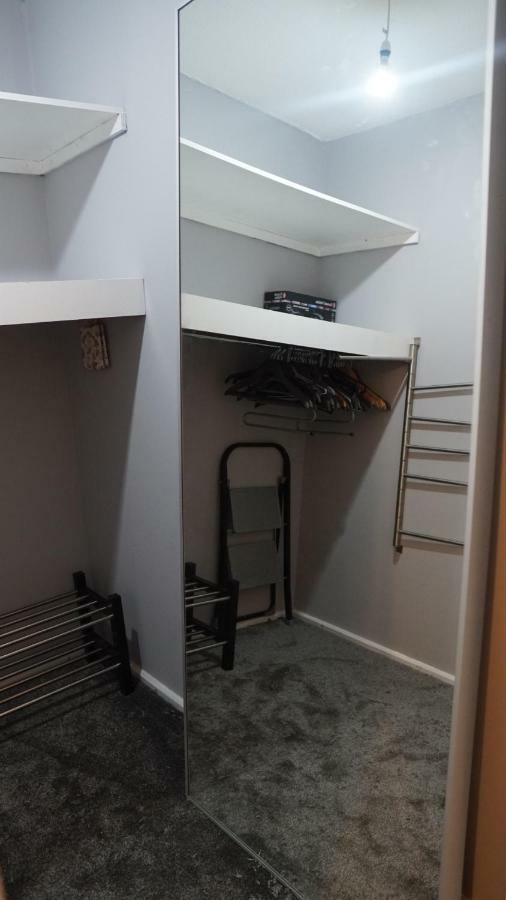 North London Apartment - エドモントン エクステリア 写真